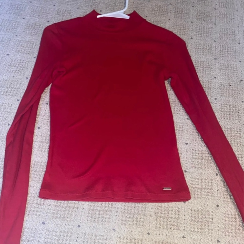 Long sleeve tee